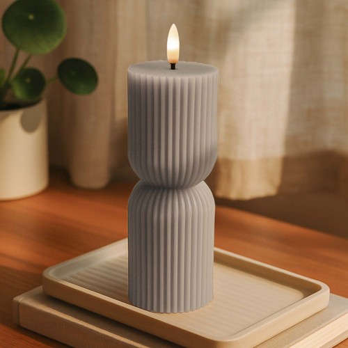 LED Zandloper kaars 23cm, vlameffect, grijs - Ø7,5cm, afstandsbediening, timer, echte was