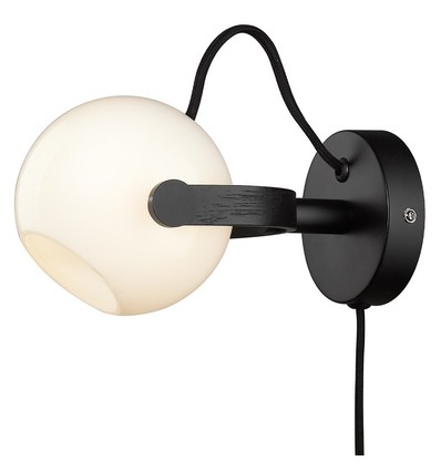 Halo Design - D.C Wandlamp Ø12 G9, Opalijn met eiken-zwart