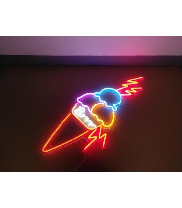 Groene 8x16 Neon Flex LED strip toegepast als sfeervolle accentverlichting.